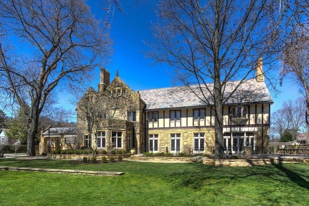 Granville Inn Bagian luar foto