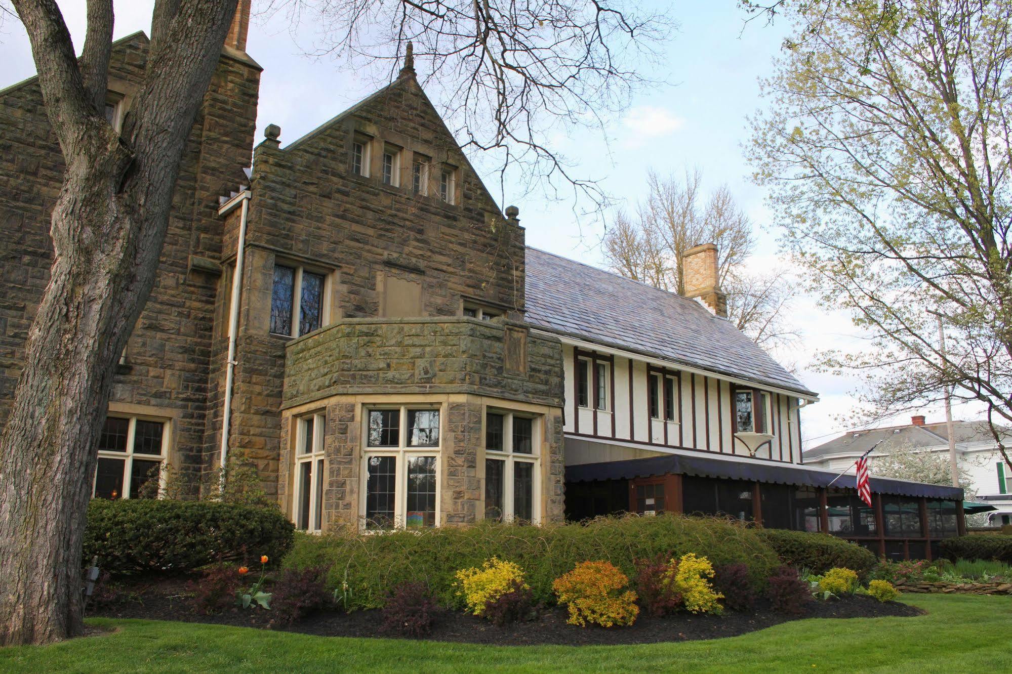 Granville Inn Bagian luar foto